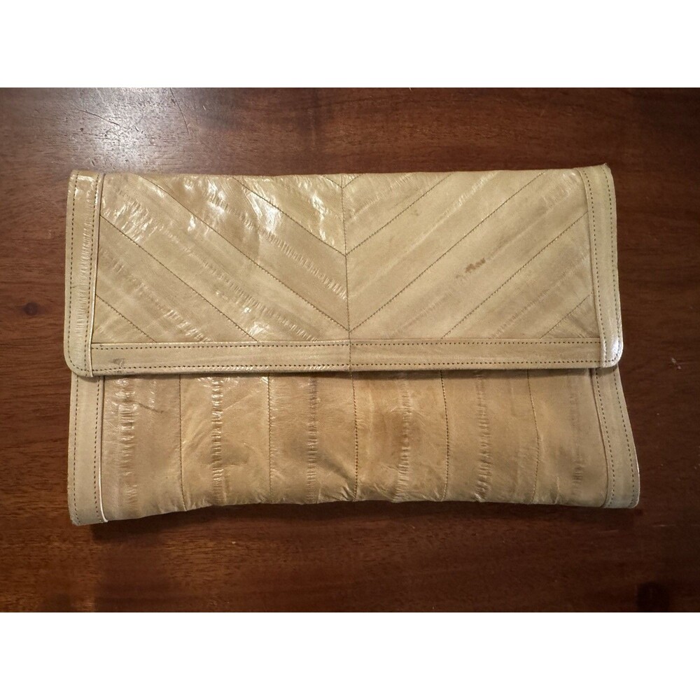 Vtg Genuine Eel Skin Chevron Flat Clutch Bag Purse Made in Korea Cream Tan 10x6